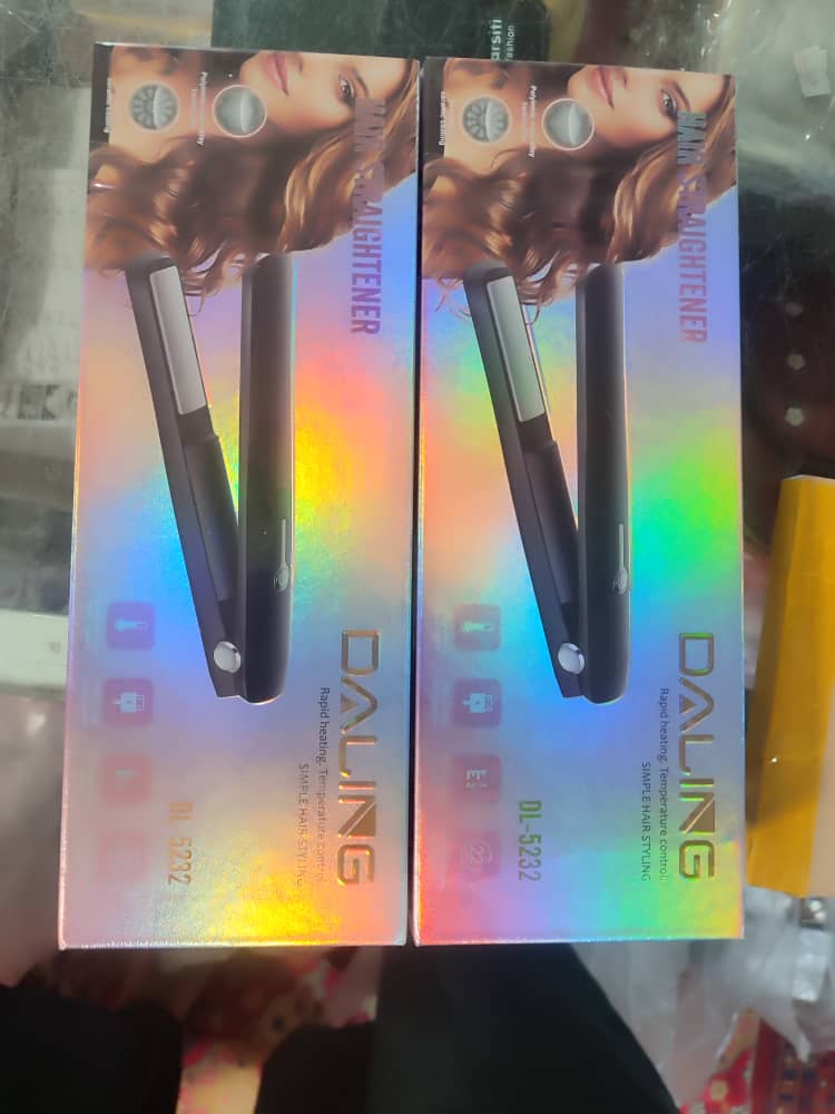 اتو موی قابل حمل بی‌سیم با شارژ تایپ سی ، کوچک و قابل شارژ، مناسب برای خانم‌ها و دختران