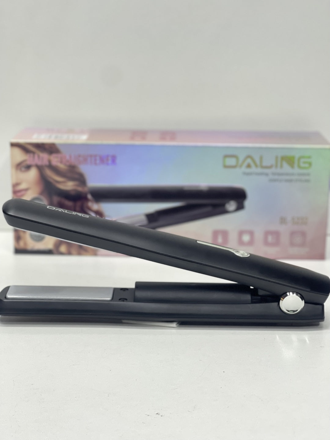 اتو موی قابل حمل بی‌سیم با شارژ تایپ سی ، کوچک و قابل شارژ، مناسب برای خانم‌ها و دختران