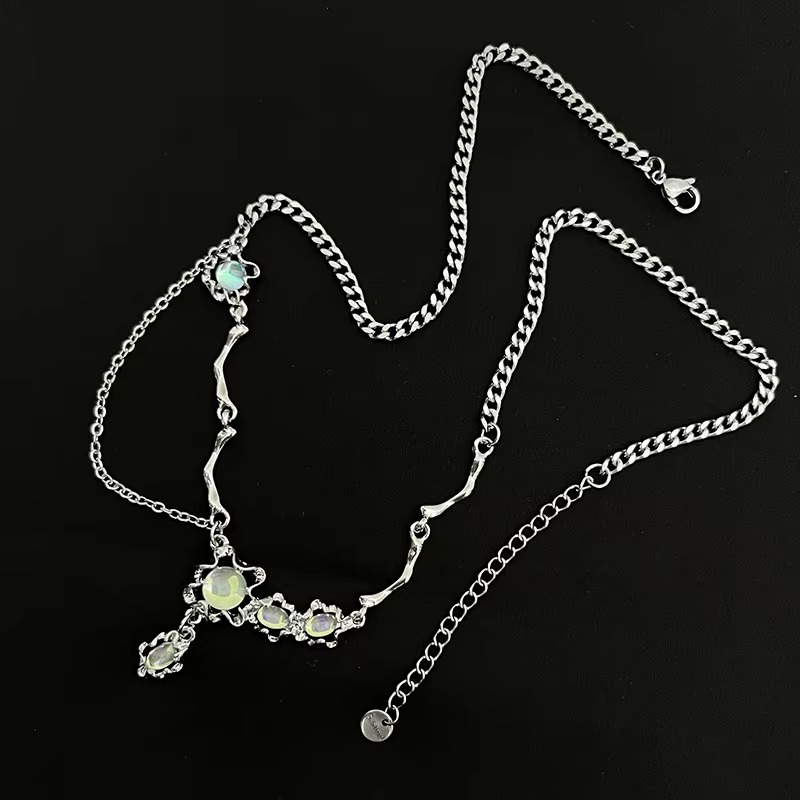 گلوبند هفت رنگ